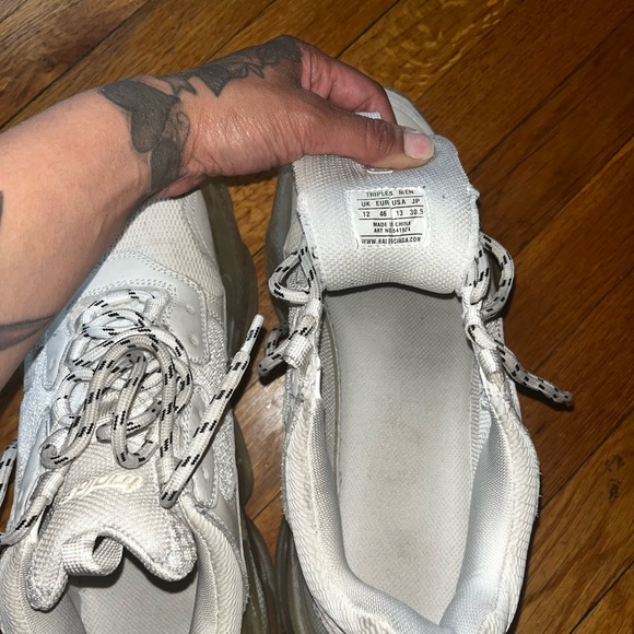BALENCIAGA TRIPLE S clear sole sneaker - Picture 5 of 15